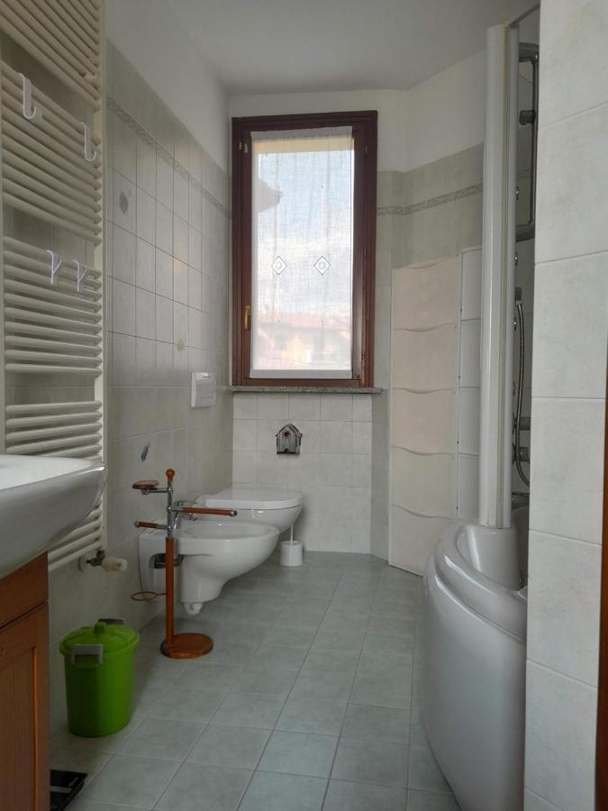 Apartamento Tramonto Al Lago Gavirate Exterior foto
