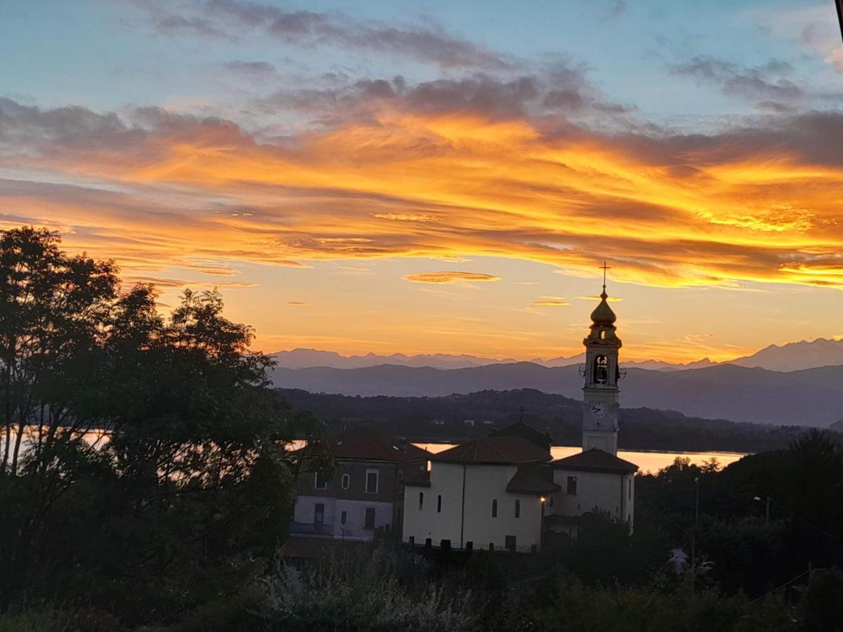 Apartamento Tramonto Al Lago Gavirate Exterior foto