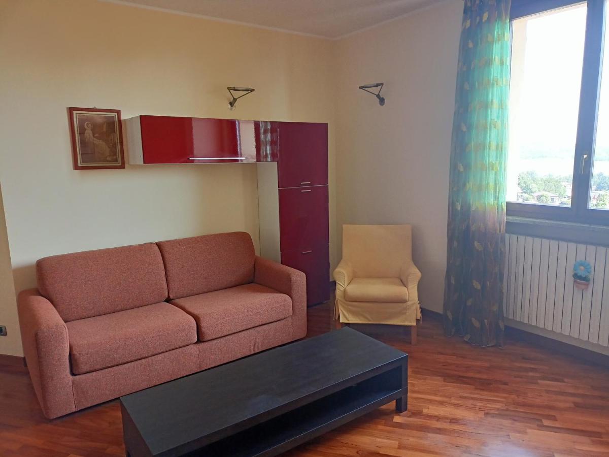 Apartamento Tramonto Al Lago Gavirate Exterior foto